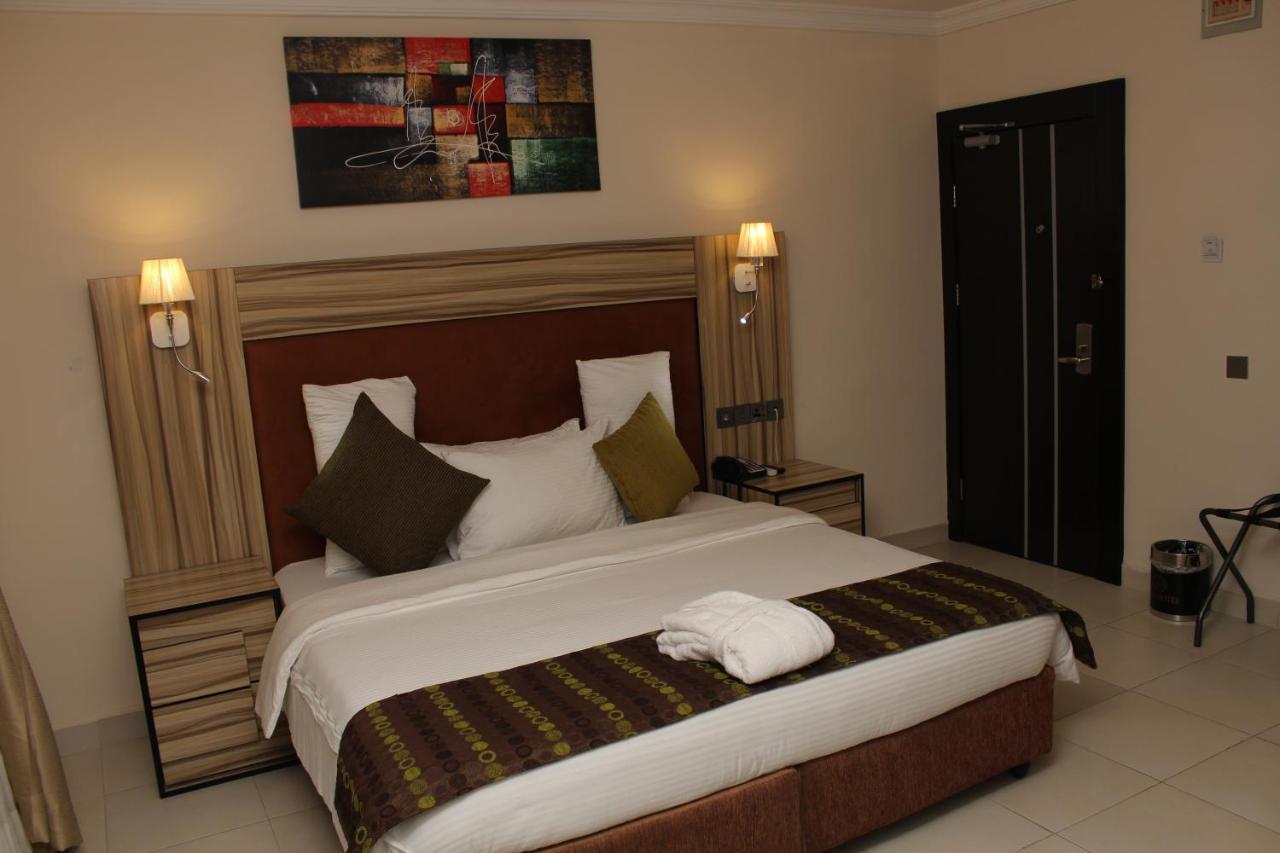 Class Suites Ikeja Exteriör bild